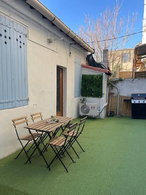Studio Avec Exterieur location